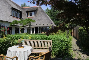 HUIS EN TUIN HUIS EN TUIN